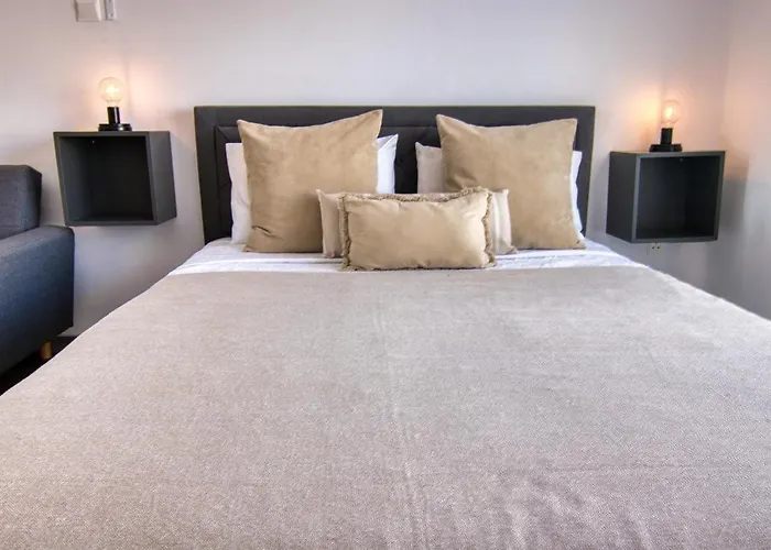 Phaedrus Living: Seaside Luxury Flat Athina 117