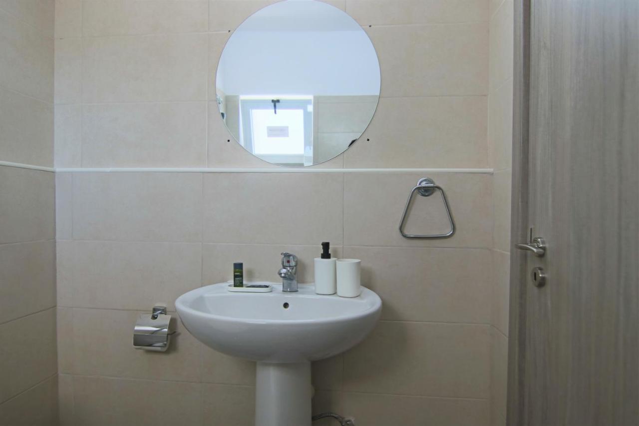 Phaedrus Living: Seaside Luxury Flat Athina 117 Apartment Paphos